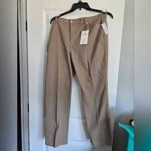 Gloria Vanderbilt Women's Amanda Jeans Slimming Size 16 Short Tan Color NWT